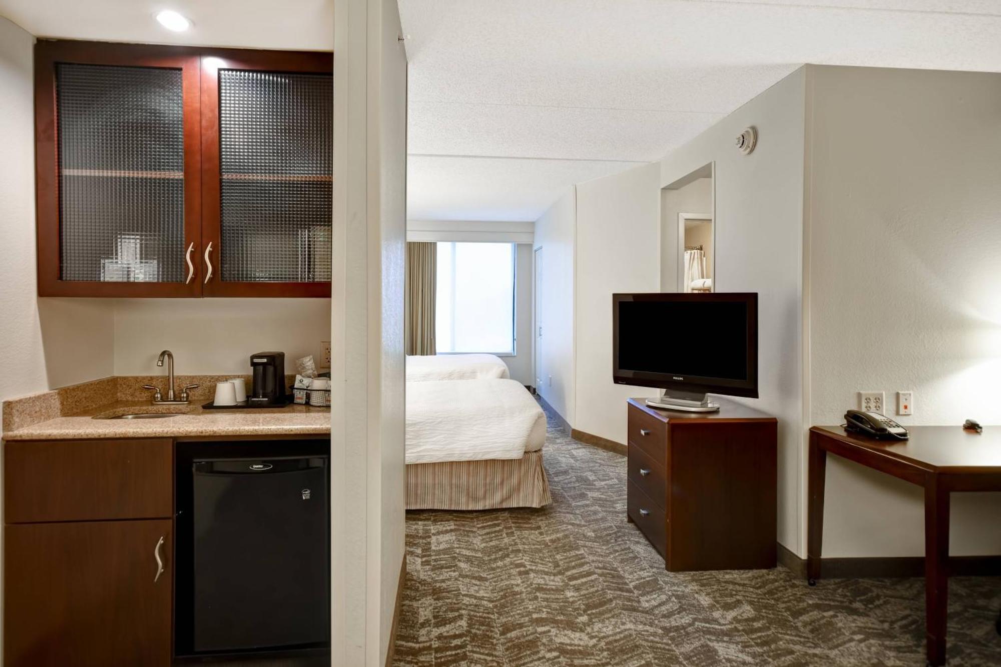 Hotel Springhill Airport 3*