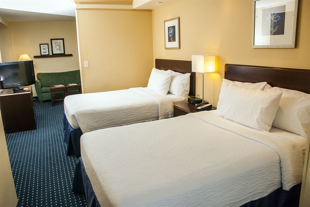 Springhill Airport 3*