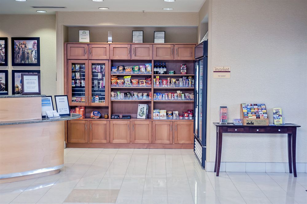 Springhill Airport Hotel 3*